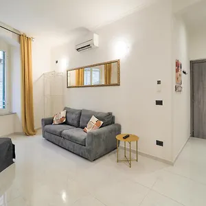 https://elifra-1.hotelitalianriviera.com